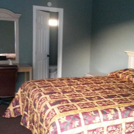 Deluxe Inn Pomona Ruang foto